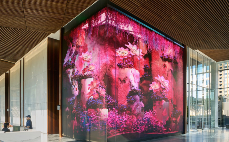 CORNER & FLEXIBLE LED CABINET